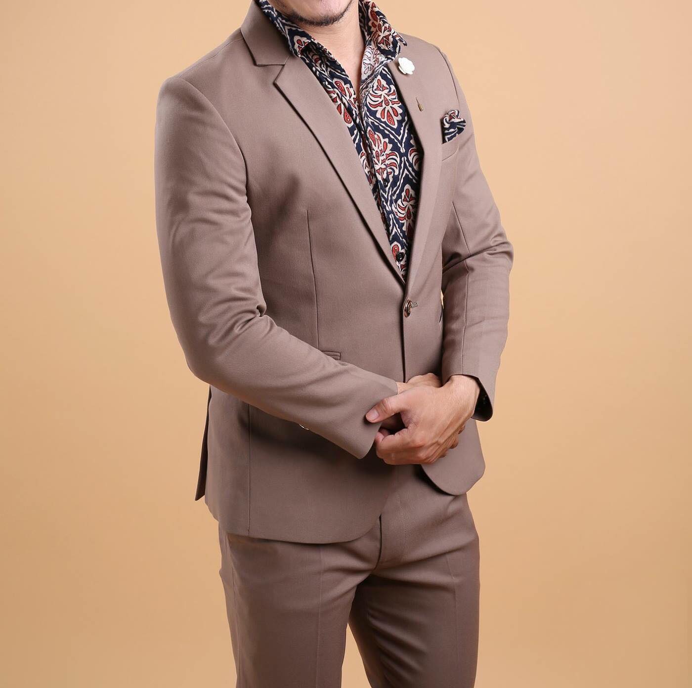 VEST MÀU NÂU NHẠT VM513